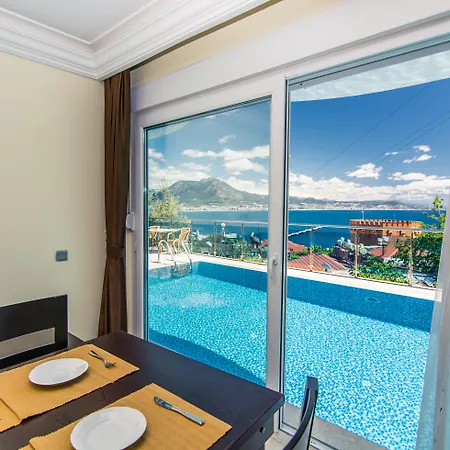 Lemon Villa Hotel (Adults Only) ホテル 3*