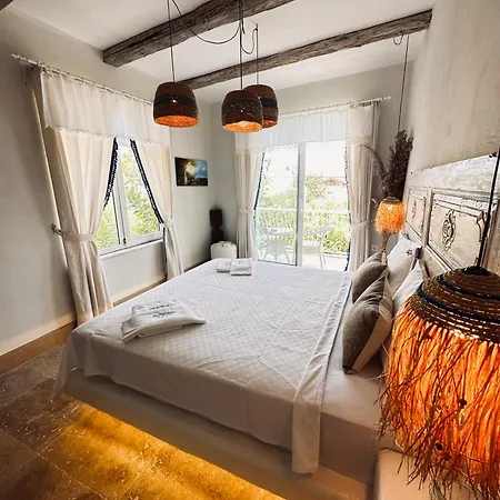 Hotel Lemon - Adult Only 3*